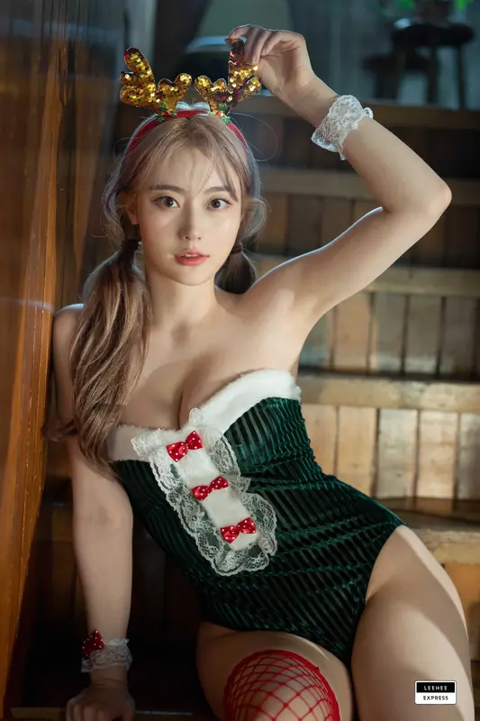 LeeheeExpress – NO.320 LEDG-096 [J.A] 19